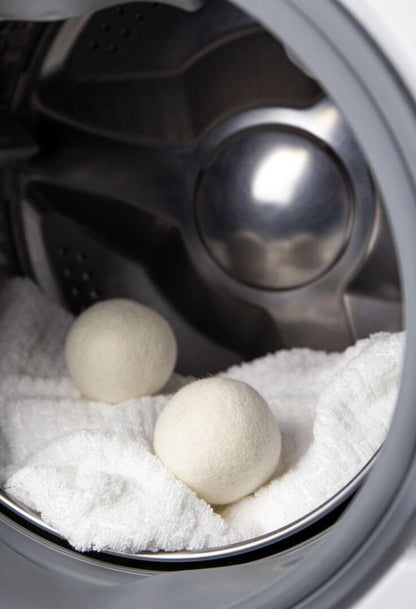 How to Clean and Refresh Wool Dryer Balls - Delune